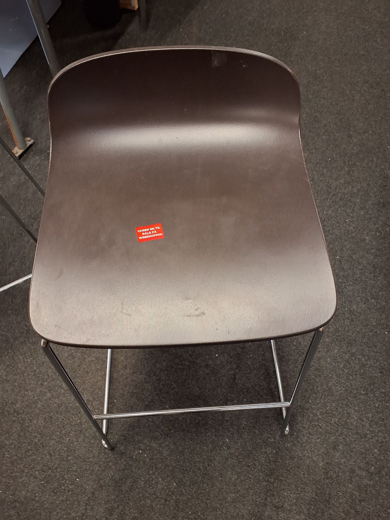 Bar stole